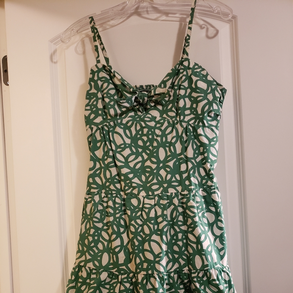 Banana Republic Dress.  2P. Green & White.  Super Cute.  EUC OBO